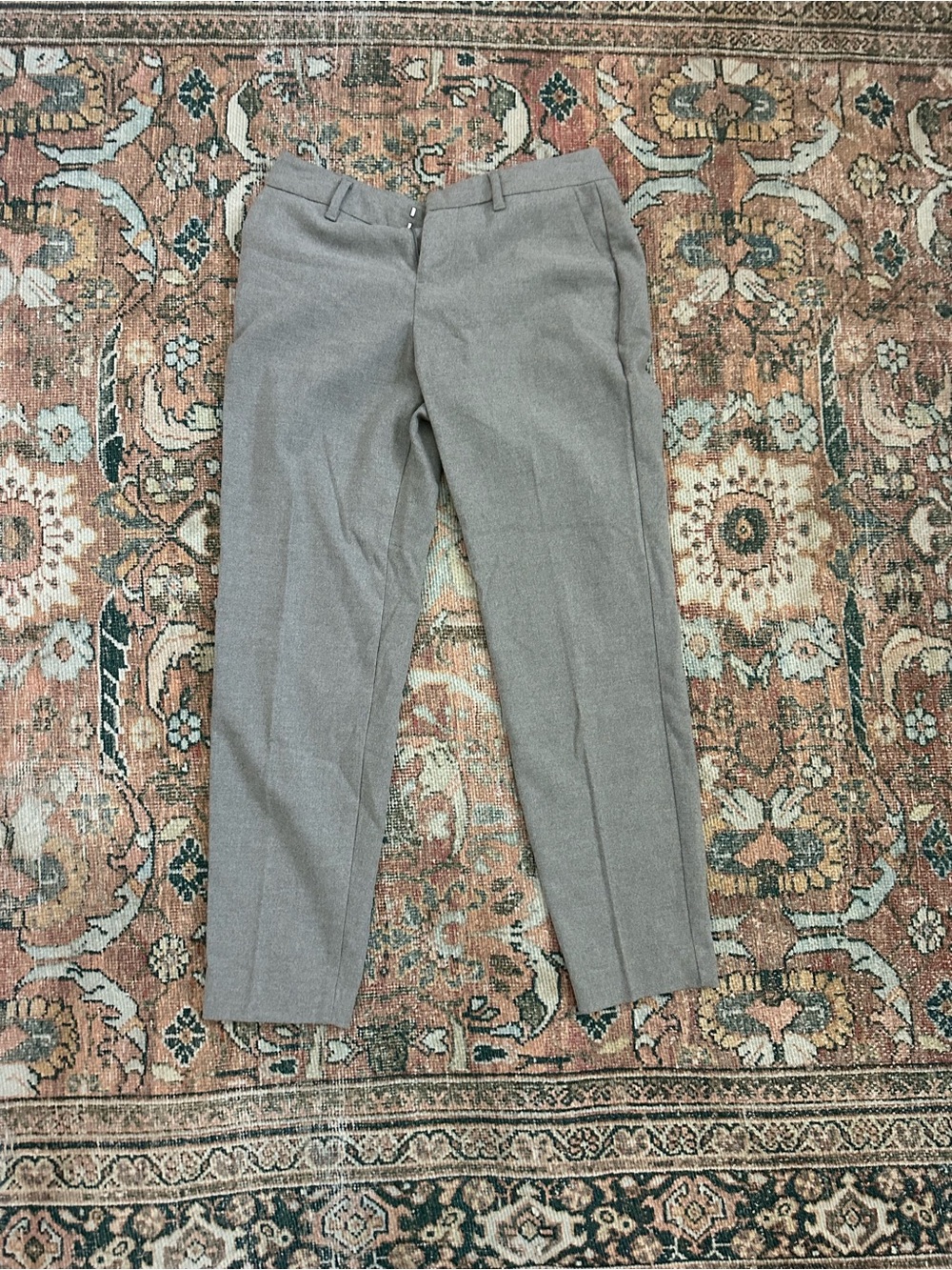 Women’s Old Navy Slim Dress Pants in Light Gray